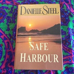 Safe Harbour Danielle Steel Hardcover Book 2003 Contemporary Romance Novel